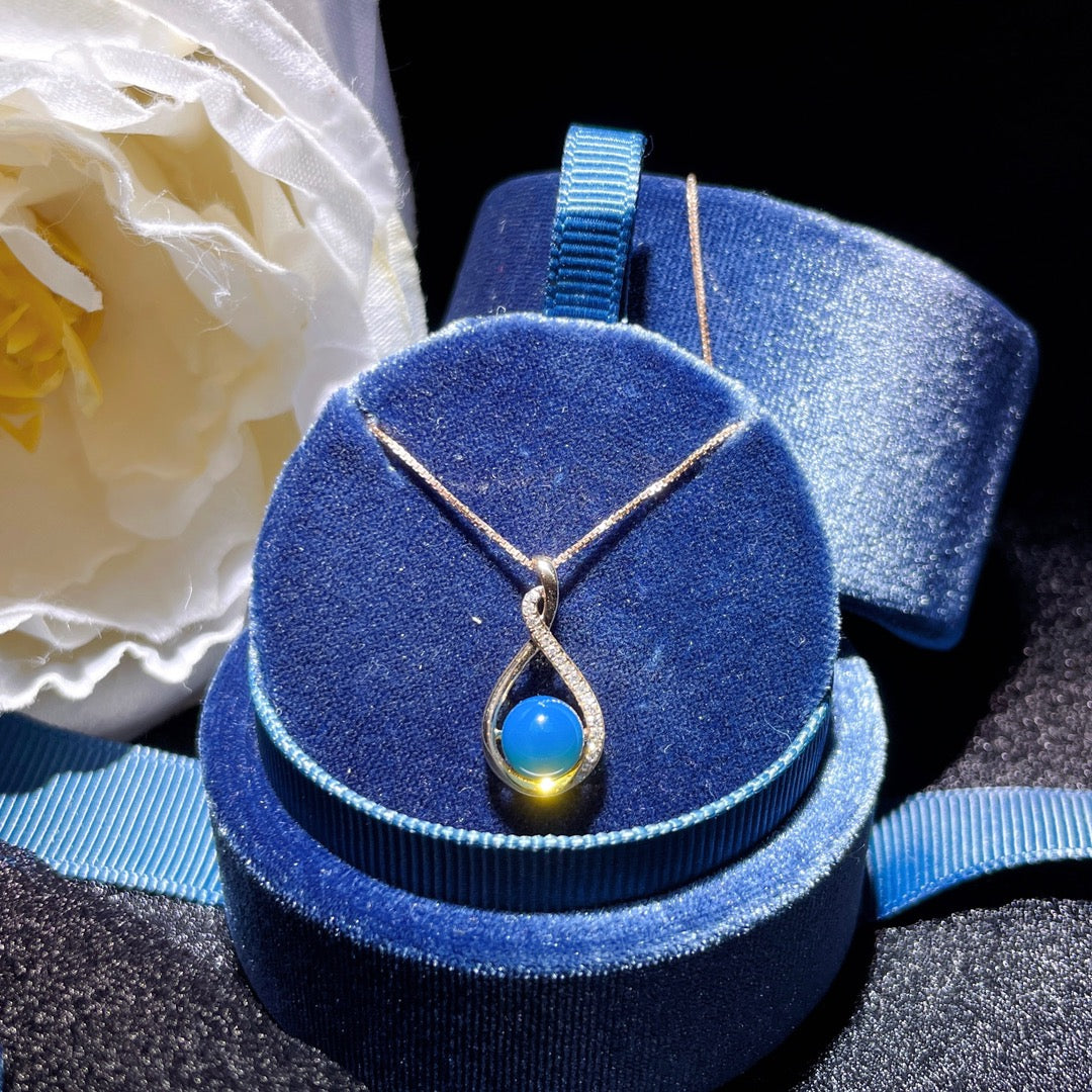 Élégant pendentif en ambre bleu dominicain intégré en or 18 carats - Bijoux uniques