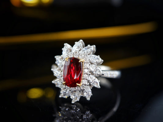 No-Burn Pigeon's Blood Ruby Ring - Sieradencollectie