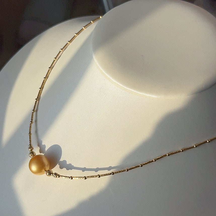 Luxury 18K Gold South Sea Golden Pearl Necklace - Jewelry for Elegance