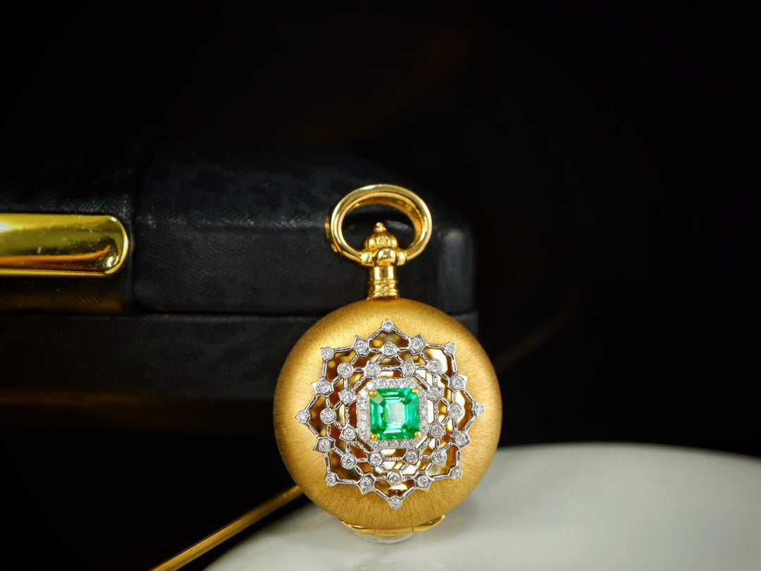 Dragon Year Auspicious Custom Pendant - Gajiao Box Jewelry