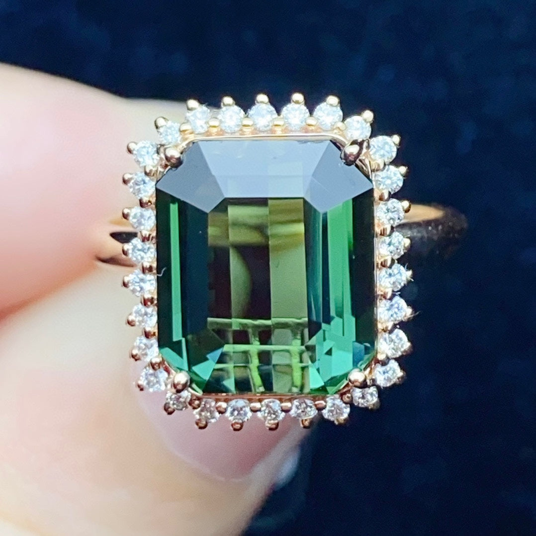 18k Natural Tourmaline Ring - Exquisite Jewelry for Elegance