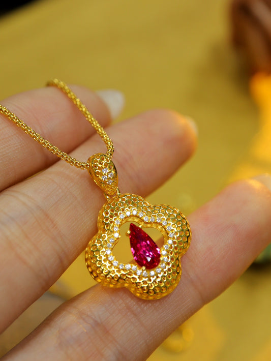 Ruby Pendant Jewelry: Ancient Gold Craftsmanship with Pigeon Blood Red Gemstone