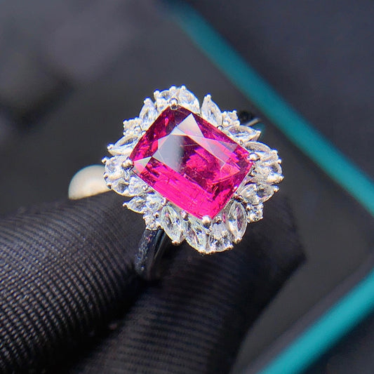 Exquisite Natural Tourmaline Ring - A Must-Have Jewelry Piece