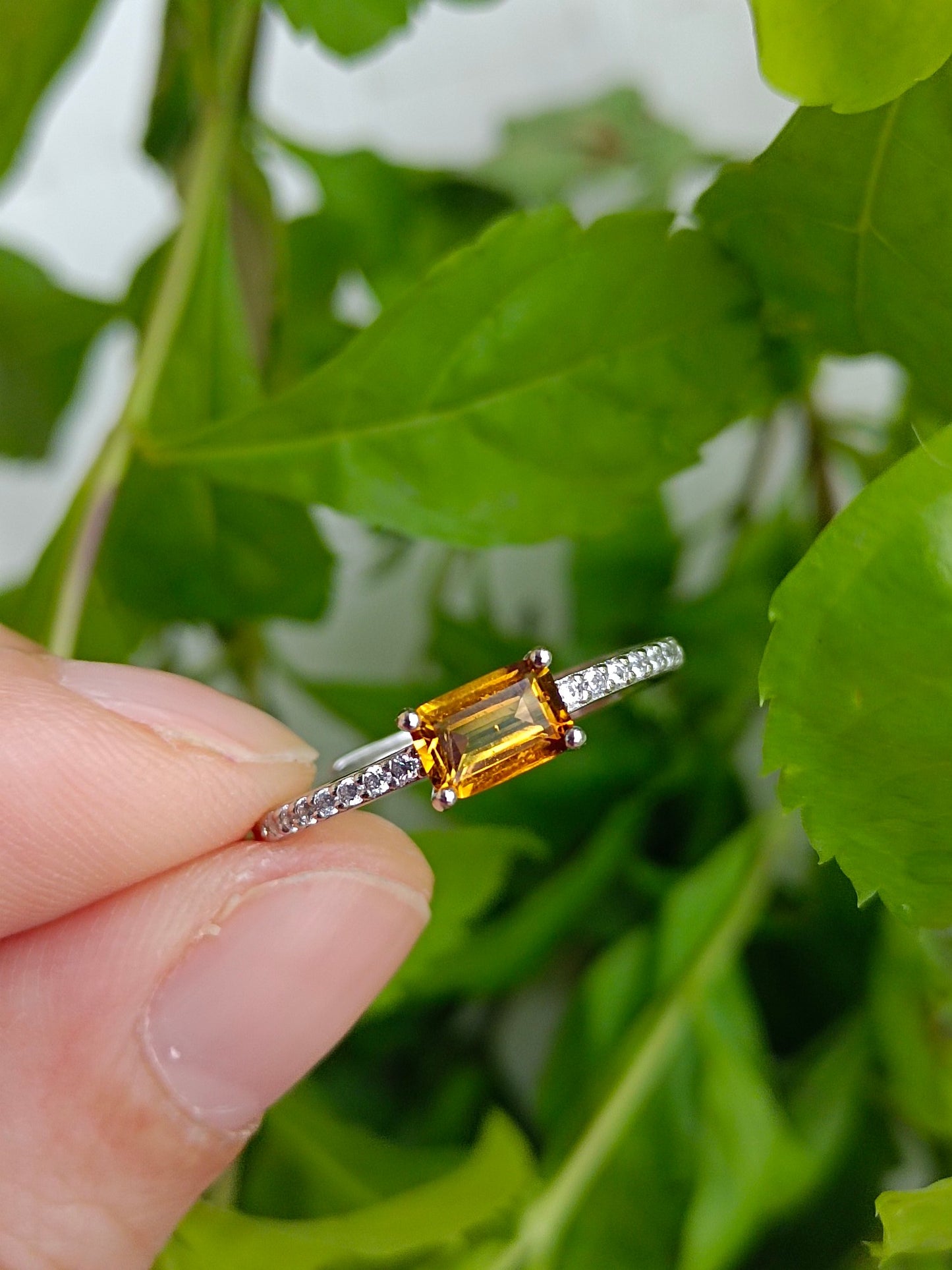 Exquisite Natural Top-Grade Amber Yellow Crystal Ring - Premium Jewelry