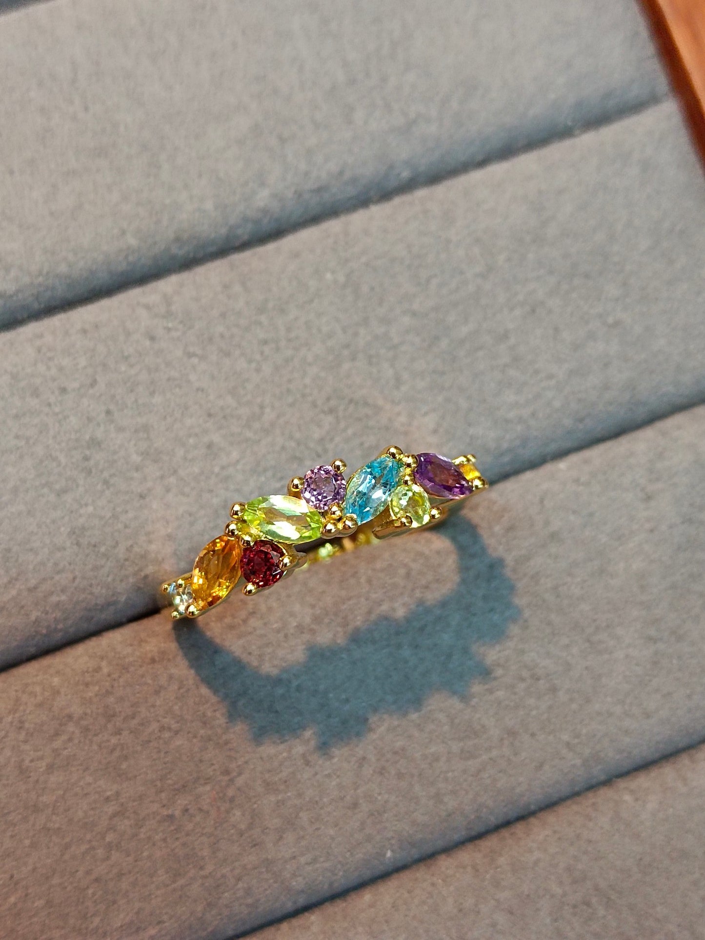 Anello di pregiata fattura in argento sterling S925 con cristalli arcobaleno - Gioielli regolabili