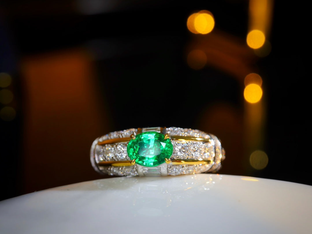 Luxury Emerald Ring with Diamond Embellishment - Premium Jewelry Piece