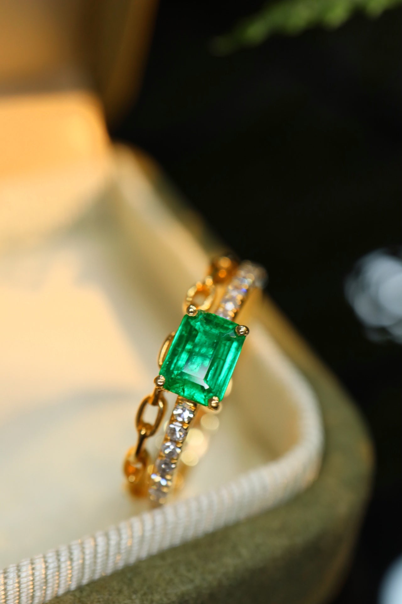 Panjshir Fine Jewelry - Emerald Ring with Diamond Accent