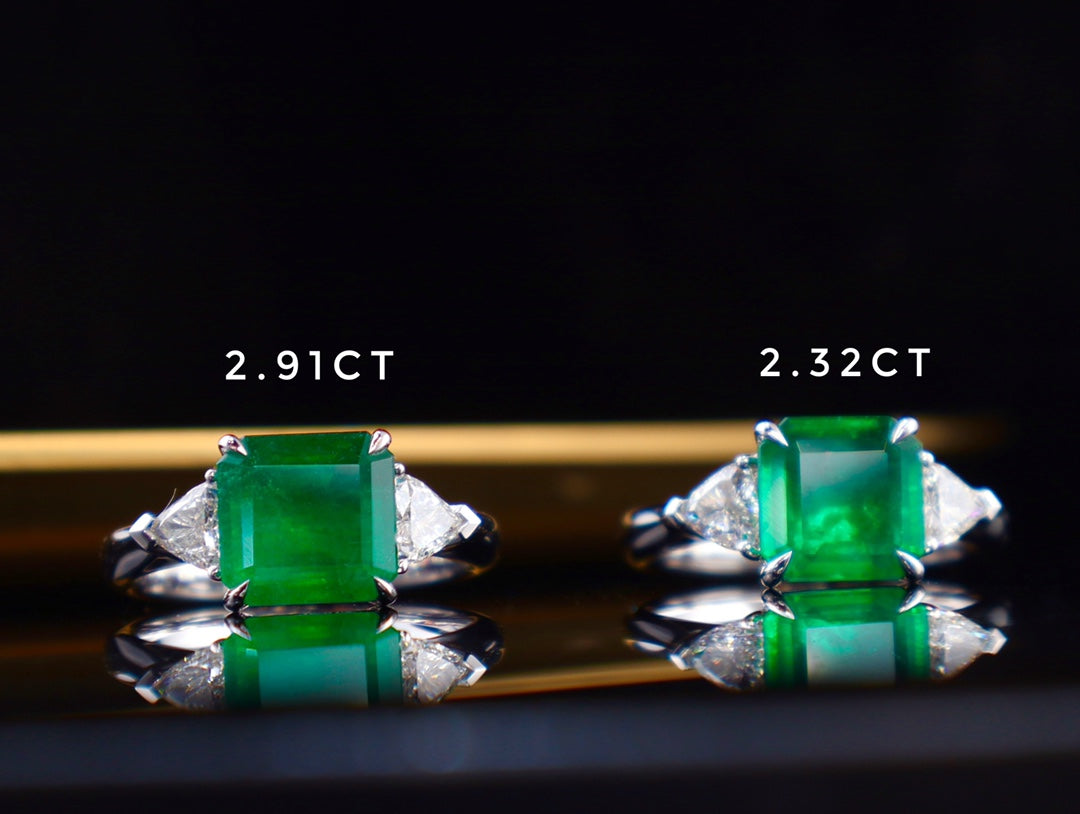 Emerald Ring Jewelry - Classic Three-Stone Design with Vivid Green Hue