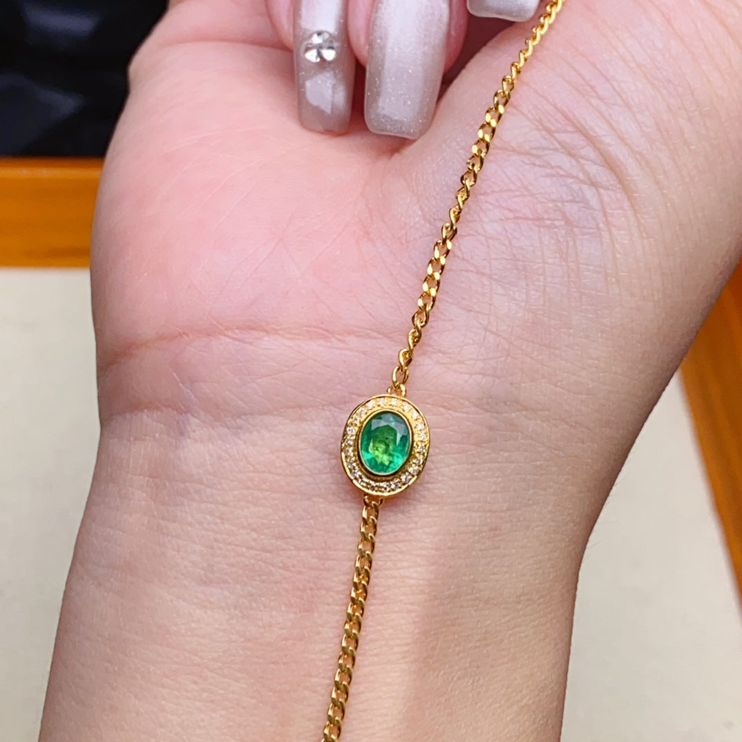 Elegant Emerald Heart Bracelet - Premium Jewelry for Everyday Wear