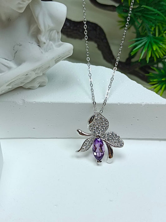 Barang Kemas Loket S925 Sterling Silver Amethyst Lily yang Elegan