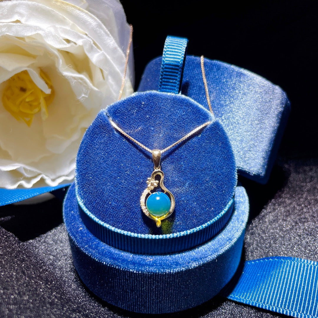 Exquis pendentif en ambre bleu dominicain intégré en or 18 carats - Bijoux uniques