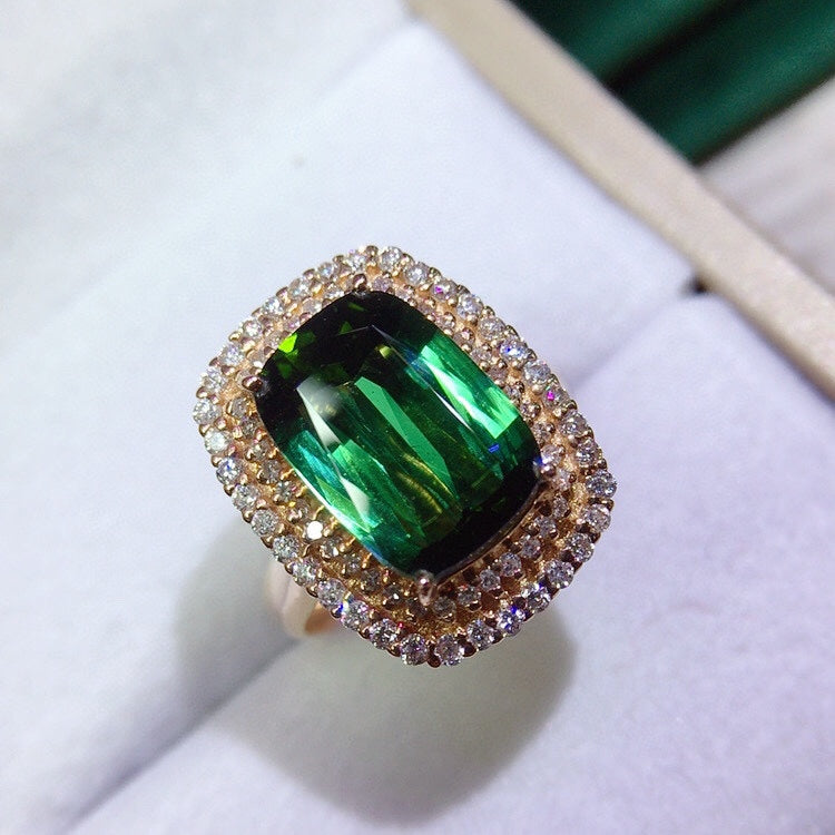 Luxury Jewelry: Exquisite Tourmaline Ring with Diamond Accents