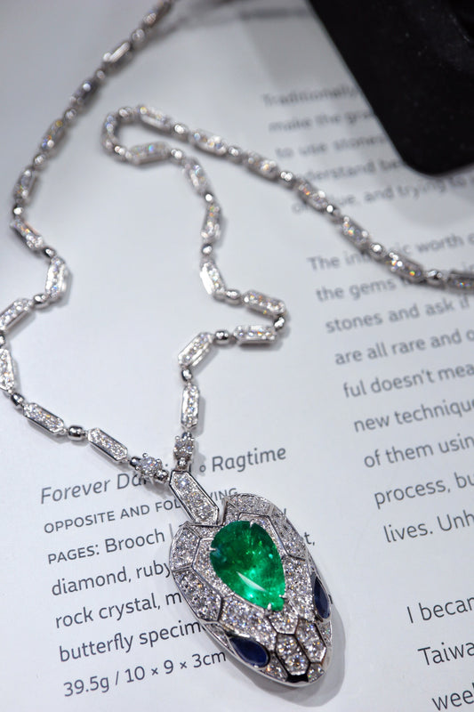 Serpentine Elegance: Emerald Diamond Necklace Jewelry