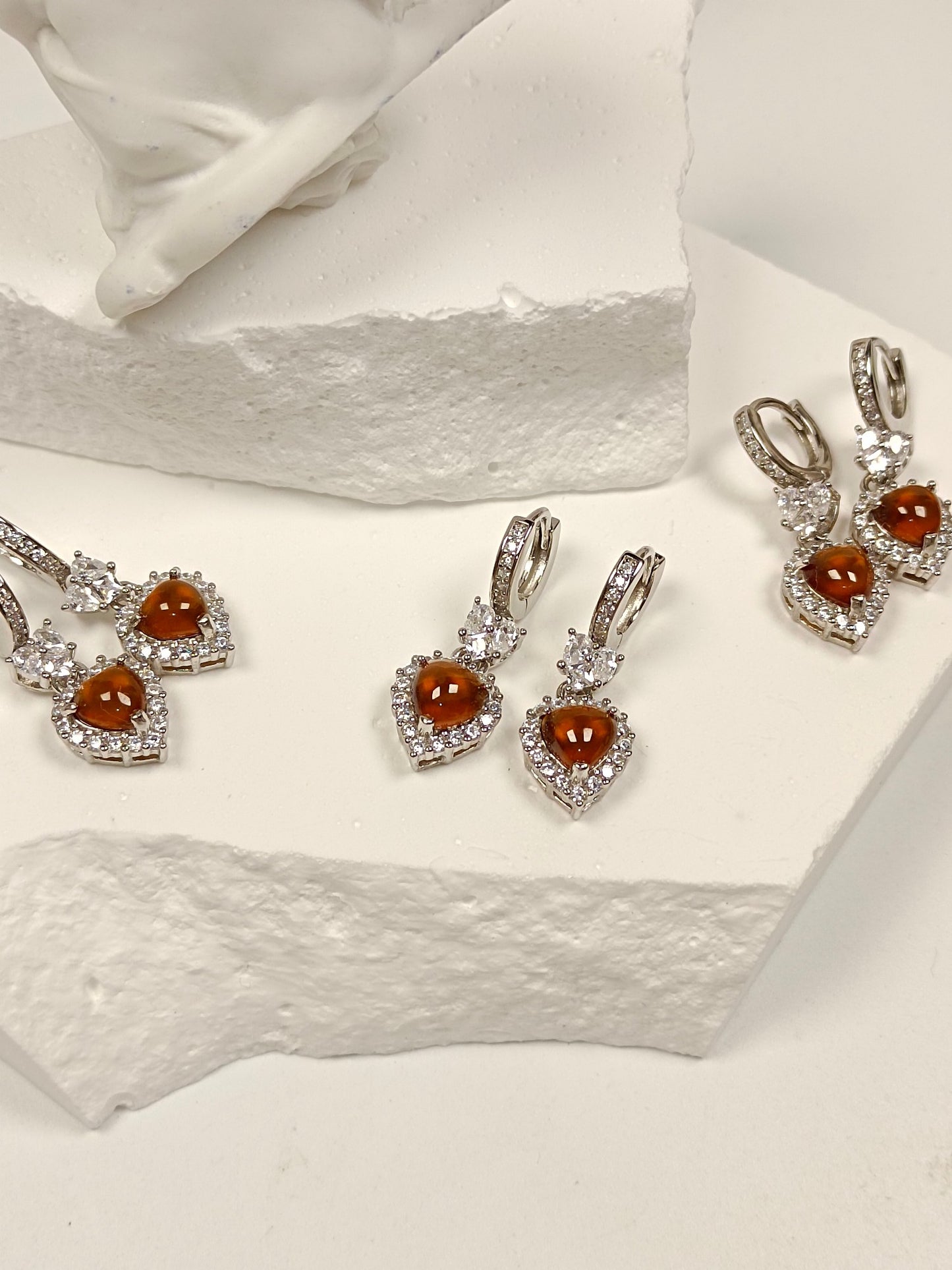 S925 Silver Heart-Shaped Earrings Embedded with Fine Mandarin Garnet - A Touch of Orange Elegance