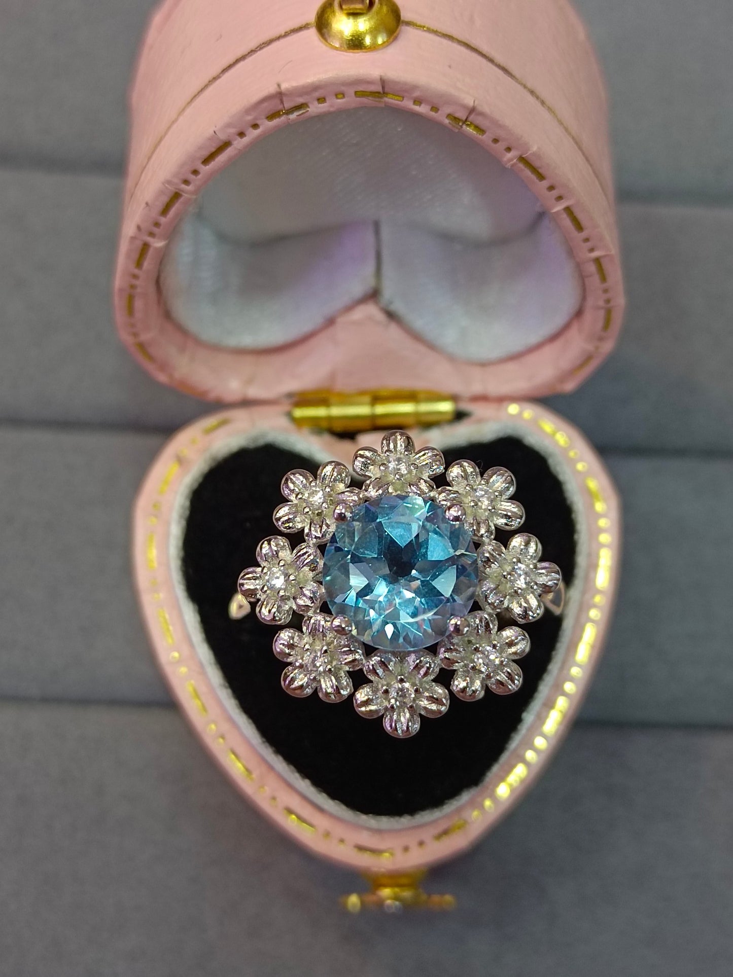 Cincin Bunga Kaya Topaz S925 Perak Indah - Barang Kemas Elegan