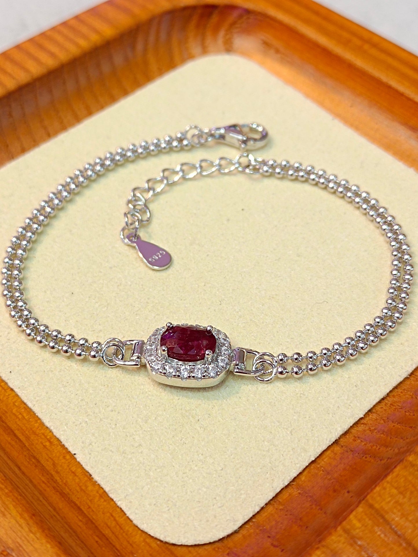 Exquisite S925 Silver Jewelry with Ruby Embedded Bracelet