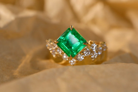 Panjshir Emerald Jewelry with Diamond Accent - A Sparkling Choice