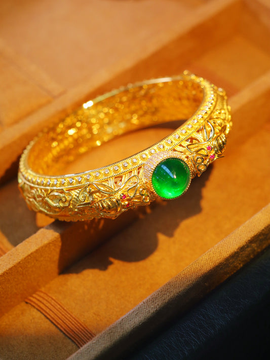 Dragon-Inspired Emerald Filigree Bracelet - Luxury Jewelry