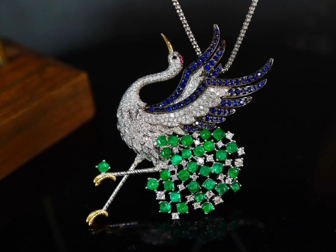 Emerald Green "Crane" Brooch/Pendant Dual-Use Jewelry