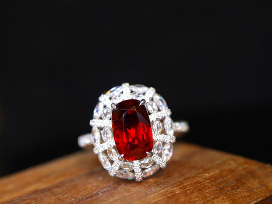 Exceptional Pigeon Blood Red Ruby Ring - Fine Jewelry Collection