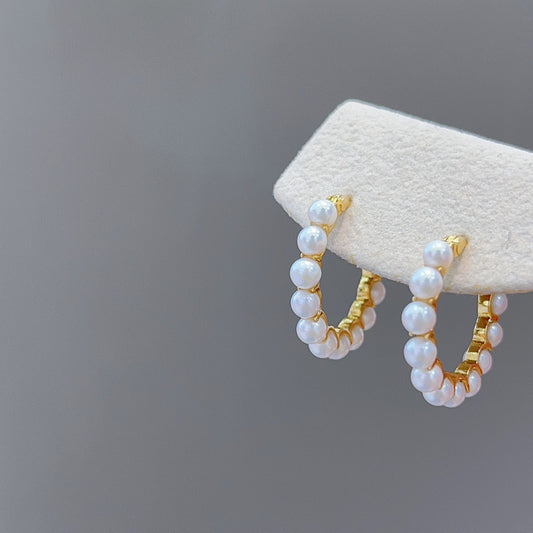 Elegant 18k Gold and Natural Freshwater Pearl Jewelry