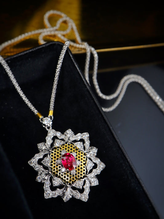 Italian Elegance Jewelry: Buccellati-Style Carved Gold Necklace with Pigeon's Blood Ruby