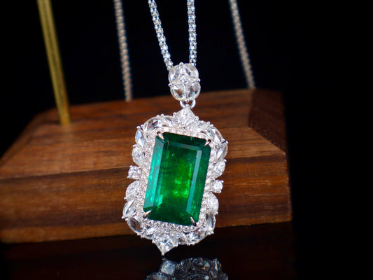 Emerald Pendant Jewelry - Magnificent 12.68ct Muzo Vivid Green Emerald