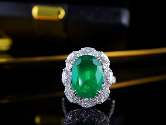 Emerald Pendant/Ring Dual-Use Jewelry - Top-Grade Verdant Green