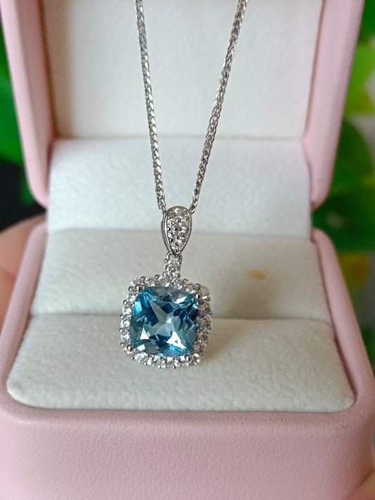 Exquisite Natural Swiss Blue Topaz Pendant - A Jewelry Must-Have