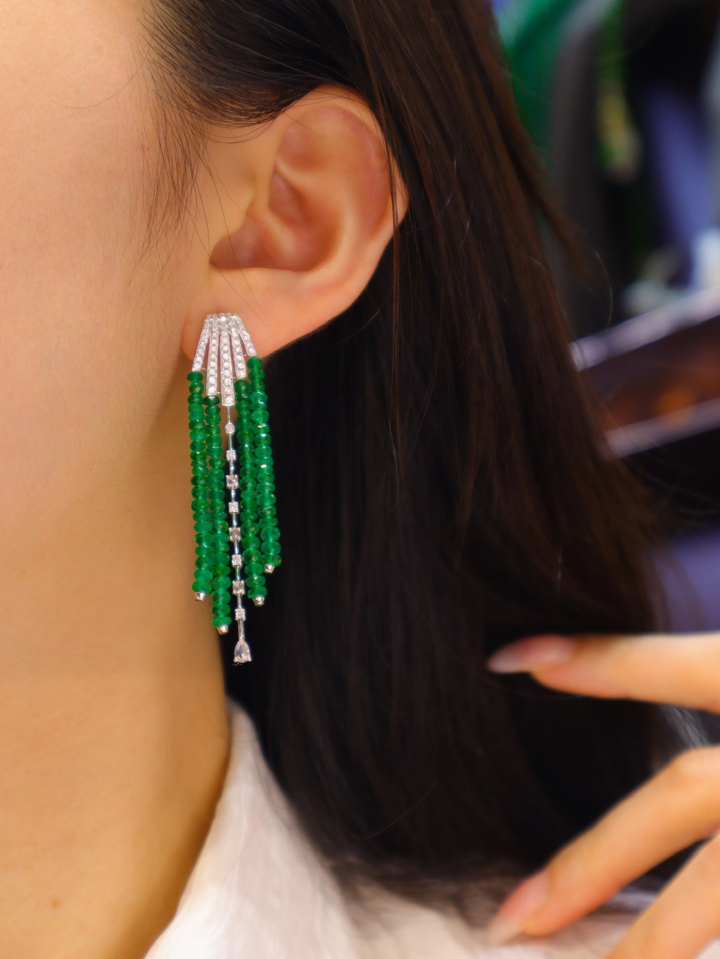 Emerald Green Earrings: Enchanting Jewelry for a Captivating Look