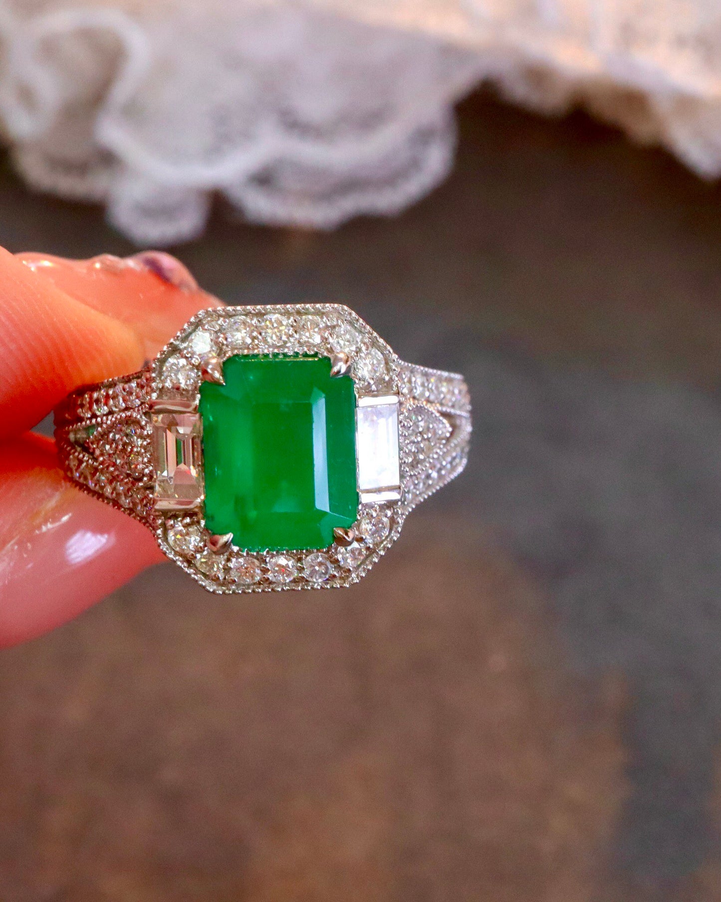 Elegant Classic Design Natural Emerald Ring - Fine Jewelry