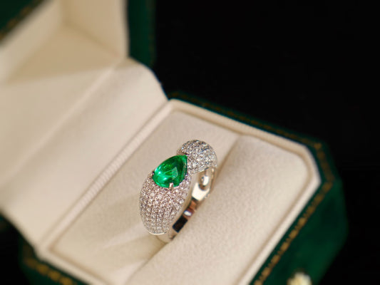 2.03ct Emerald Ring - Exquisite Jewelry Piece