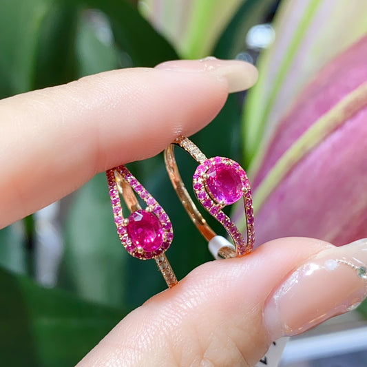 Natural Ruby Ring - Exquisite 18k Gold and Diamond Jewelry