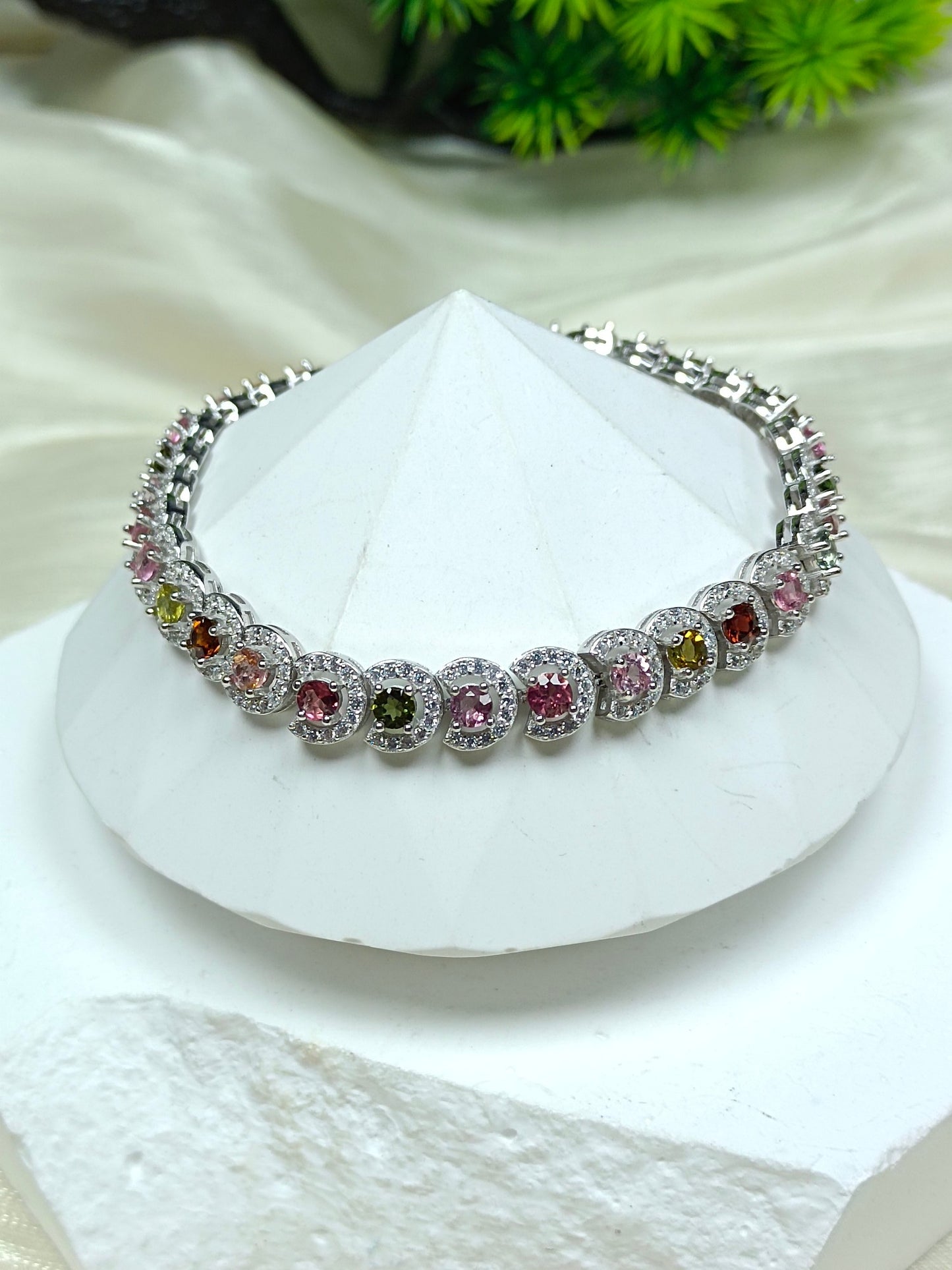 S925 Silver Embedded Tourmaline Bracelet - A Rainbow Scattered on Earth