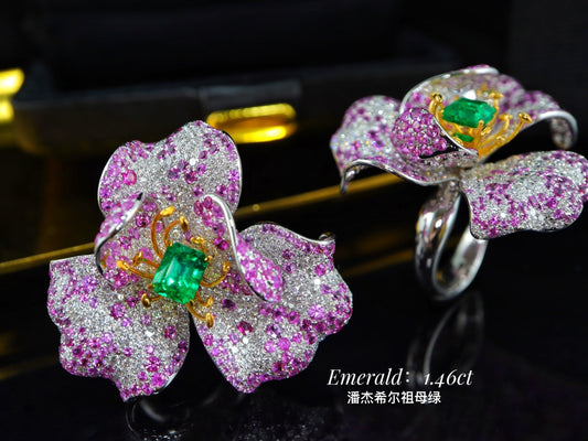 High-End Artistic Flower Design Emerald Ring - Luxurious Jewelry