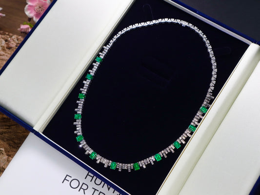 Art Deco High-Grade Emerald Evening Necklace - A Jewelry Masterpiece