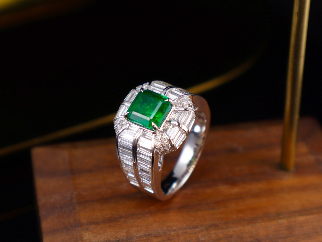 Emerald Ring Jewelry - A Masterpiece of Elegance and Class