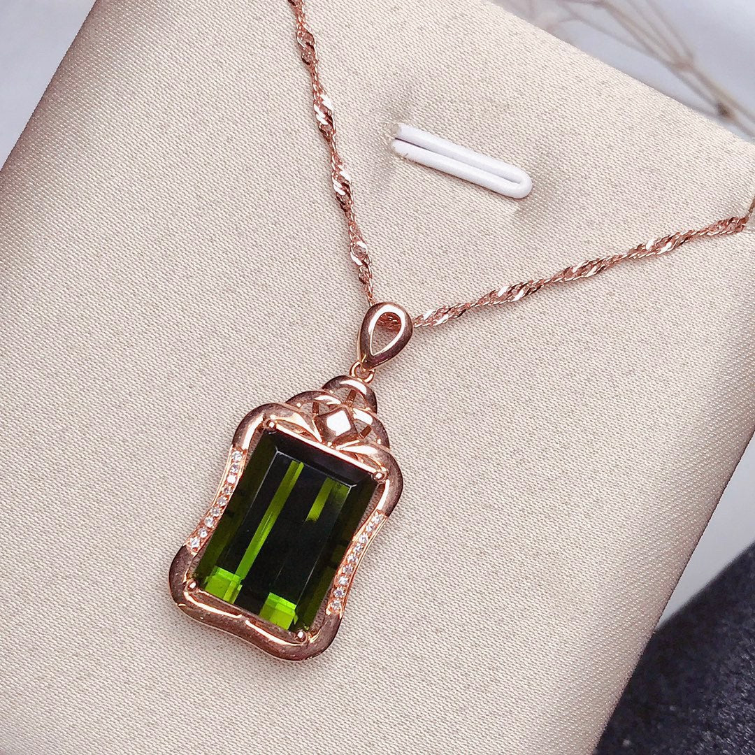 18K Gold and Diamond Embedded Tourmaline Pendant - Exquisite Jewelry