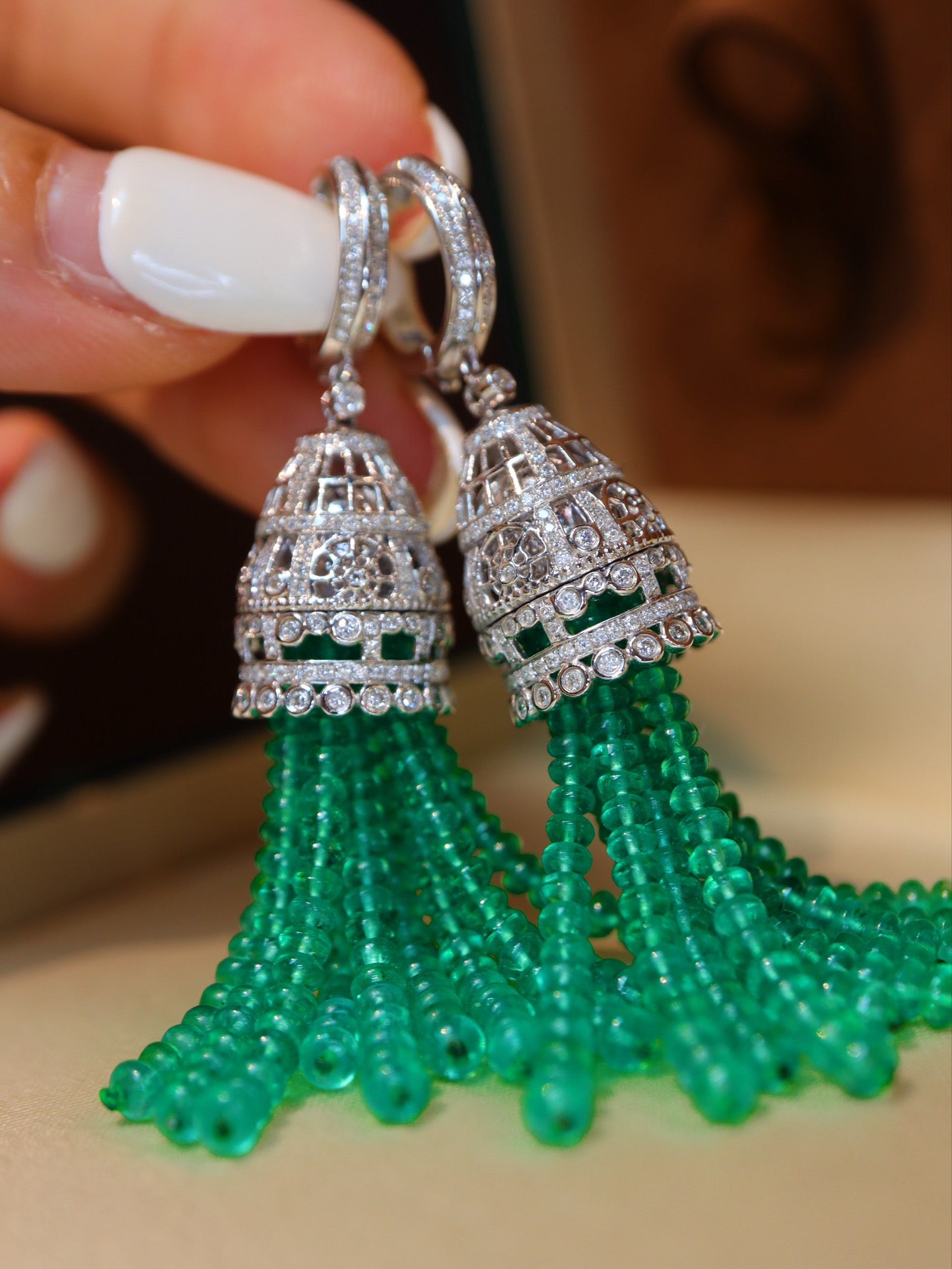 Elegant Companion: Vivid Green Emerald Bead Jewelry