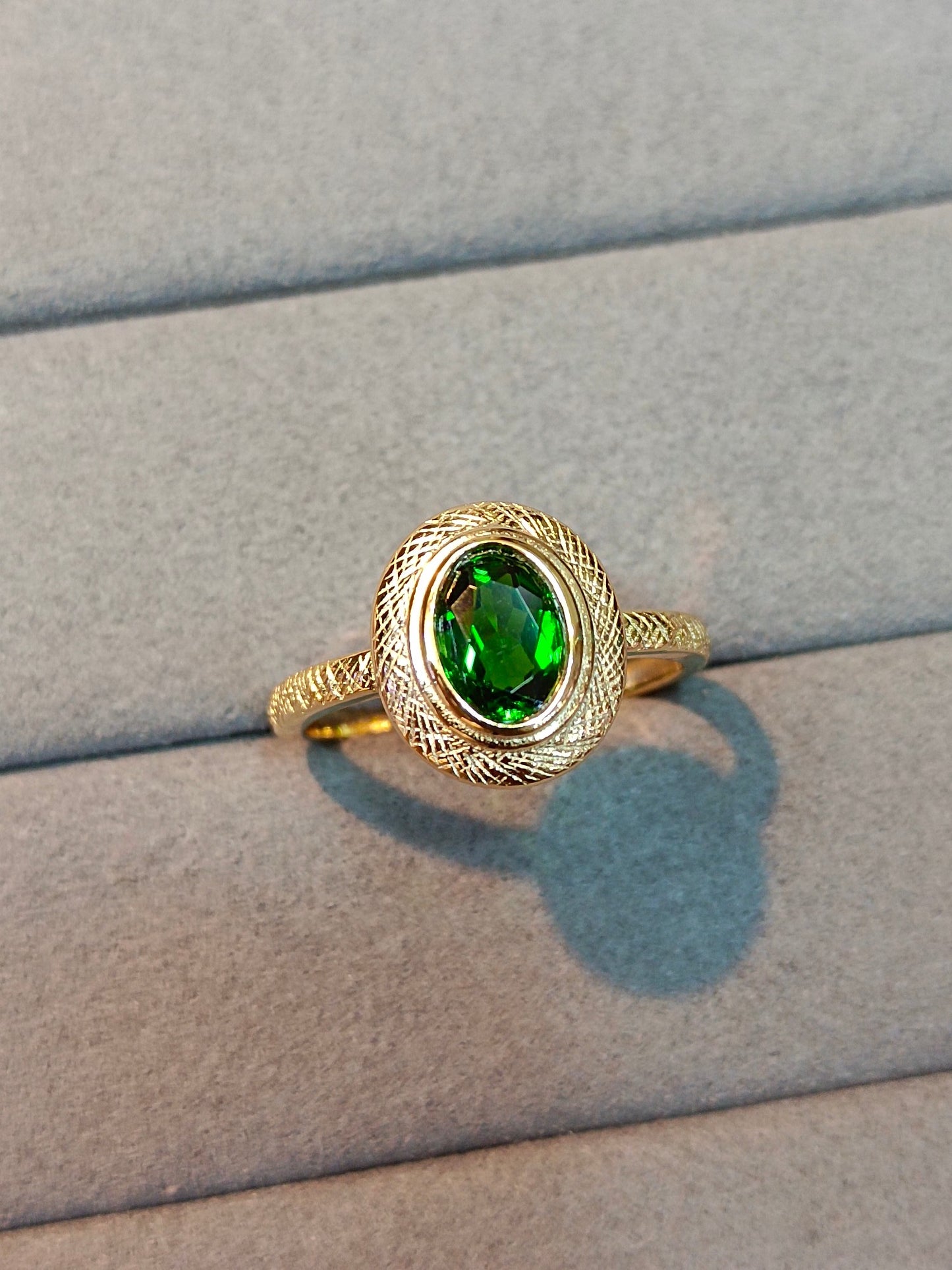 Perak S925 Sterling dengan Cincin Diopside dalam Teknik Emas 18K - Cincin Boleh Laras Gaya Istana Vintage Perancis