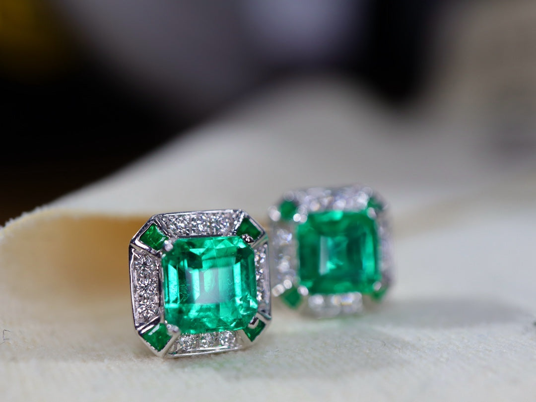 Panjshir Emerald Earrings - Vivid Green Jewelry Gem