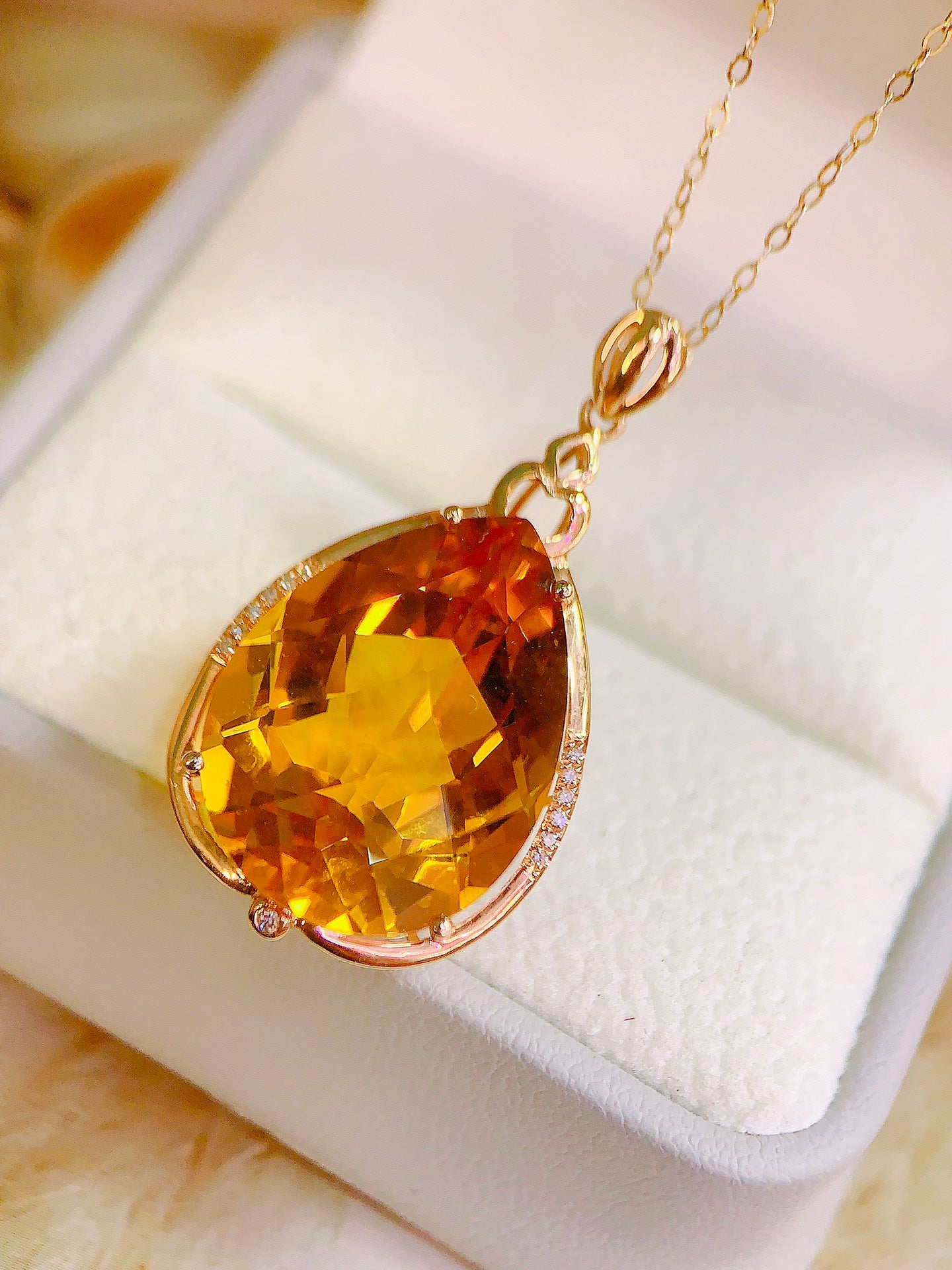 18K Gold Diamond-Embedded Yellow Citrine Pendant (Chain Not Included) - Exquisite Jewelry