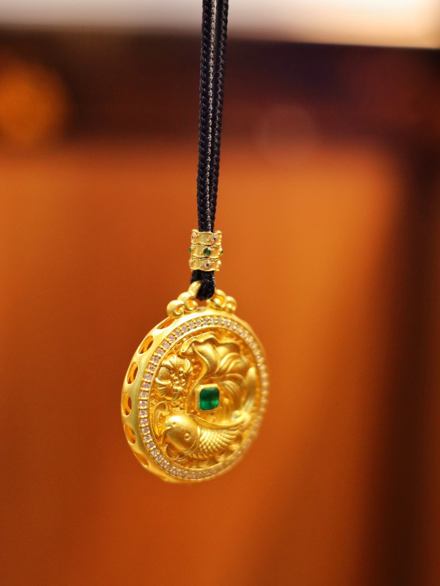 24k Gold Emerald Pendant - High-Quality Panjshir Jewelry