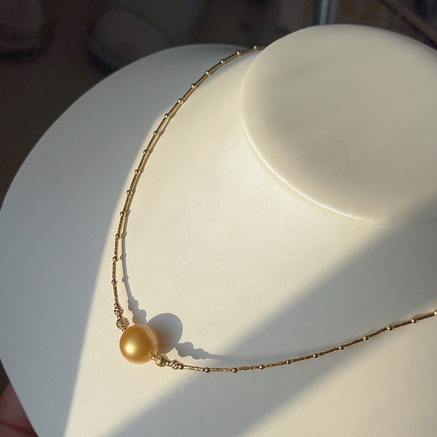 Luxury 18K Gold South Sea Golden Pearl Necklace - Jewelry for Elegance