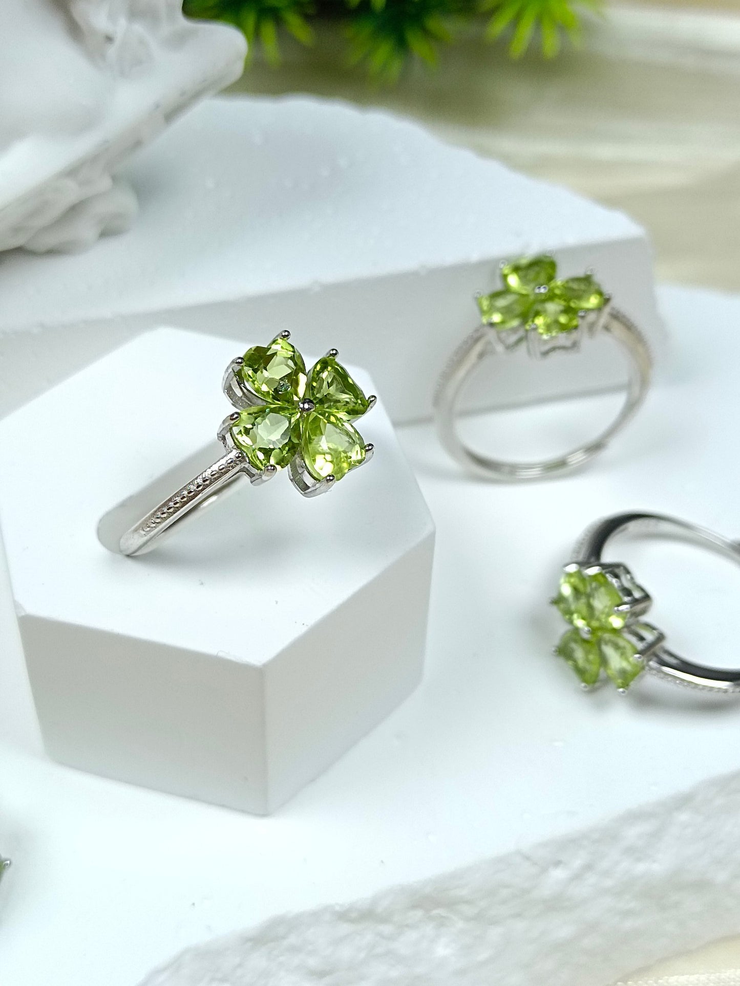 Anello "trifoglio" con peridoto incorporato in argento S925 - Gioielli in stile coreano alla moda