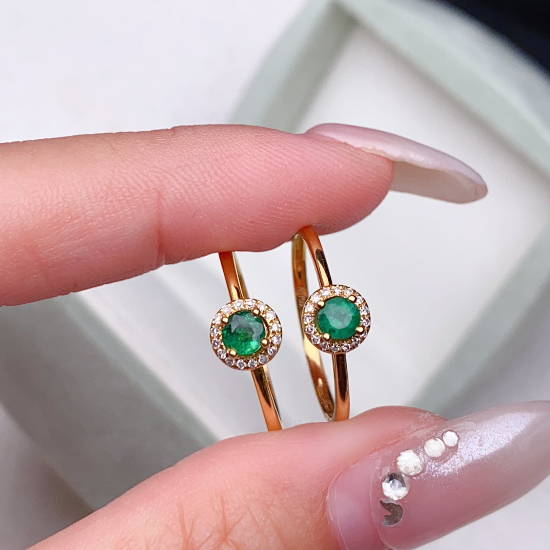 Encounter Elegance: Minimalist Emerald Ring Jewelry