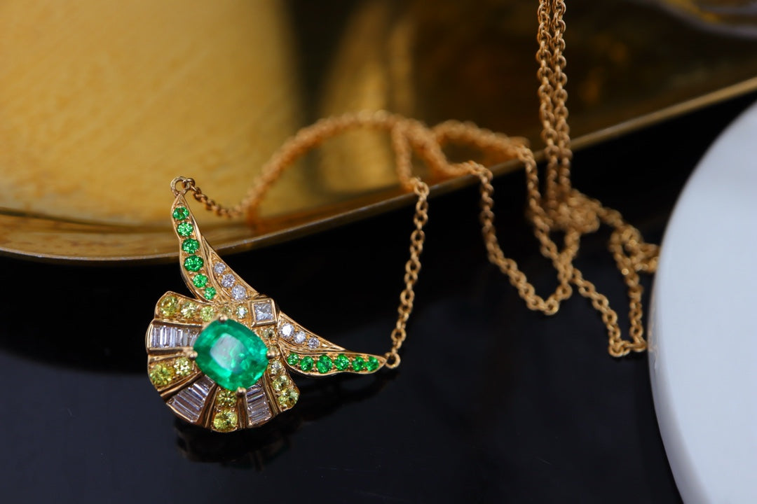 Luxurious Emerald Jewelry: Premium Afghan Panjshir Emerald Necklace