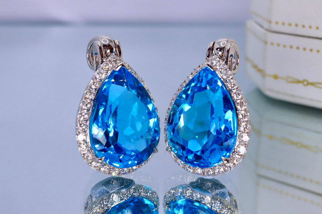 Exquisite Swiss Blue Topaz Drop Pendant - A Must-Have Jewelry