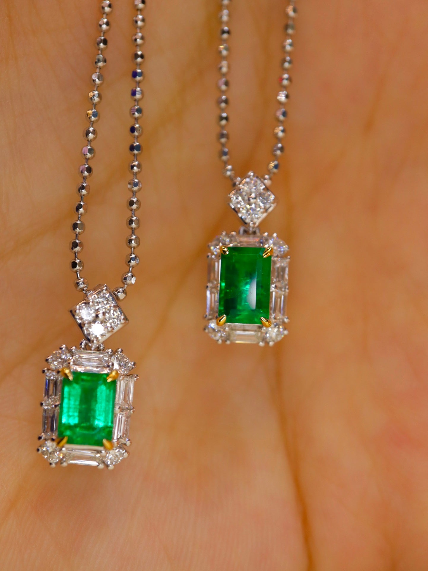 Panjshir Emerald Pendant: A Versatile Fine Jewelry Piece