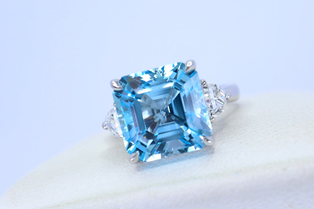 Exquisite Swiss Blue Topaz Ring - A Must-Have Jewelry Piece